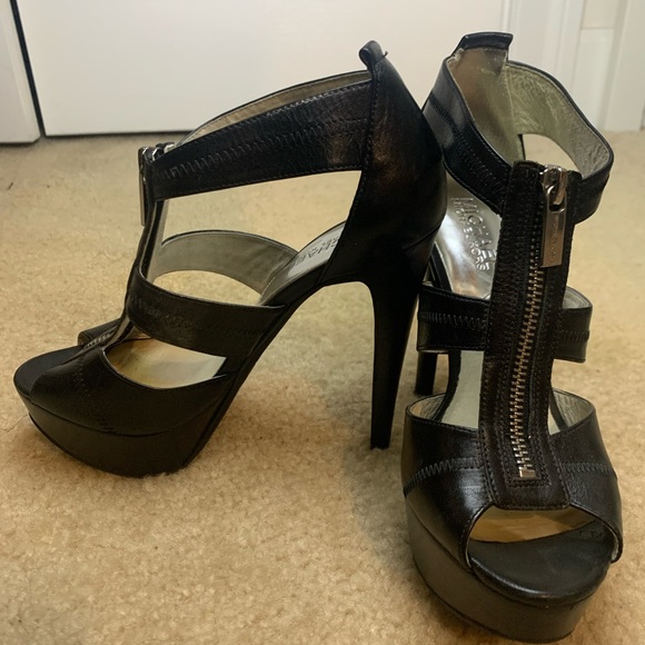 Michael Kors. Size 7. Black. Platform Stilletos. Gently Worn. - Picture 3 of 3